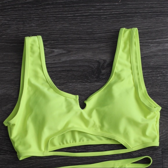 neon yellow bikini - Picture 2 of 4